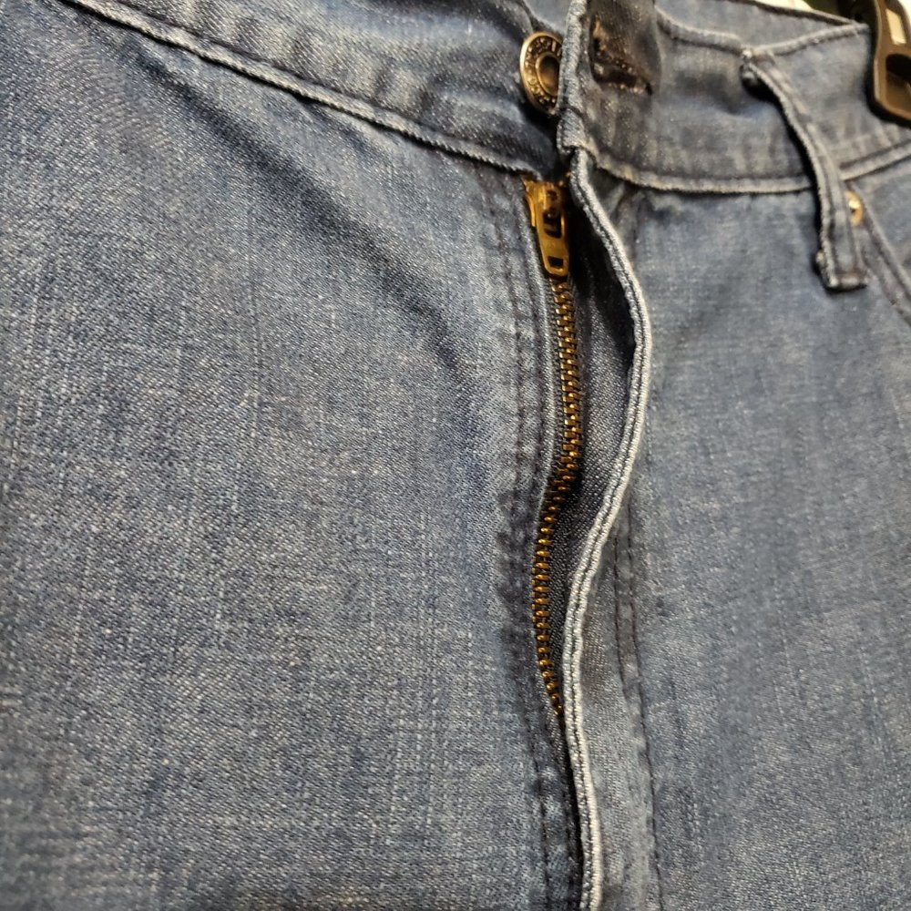 Levi’s 569 denim shorts Size 36 - Picture 5 of 5